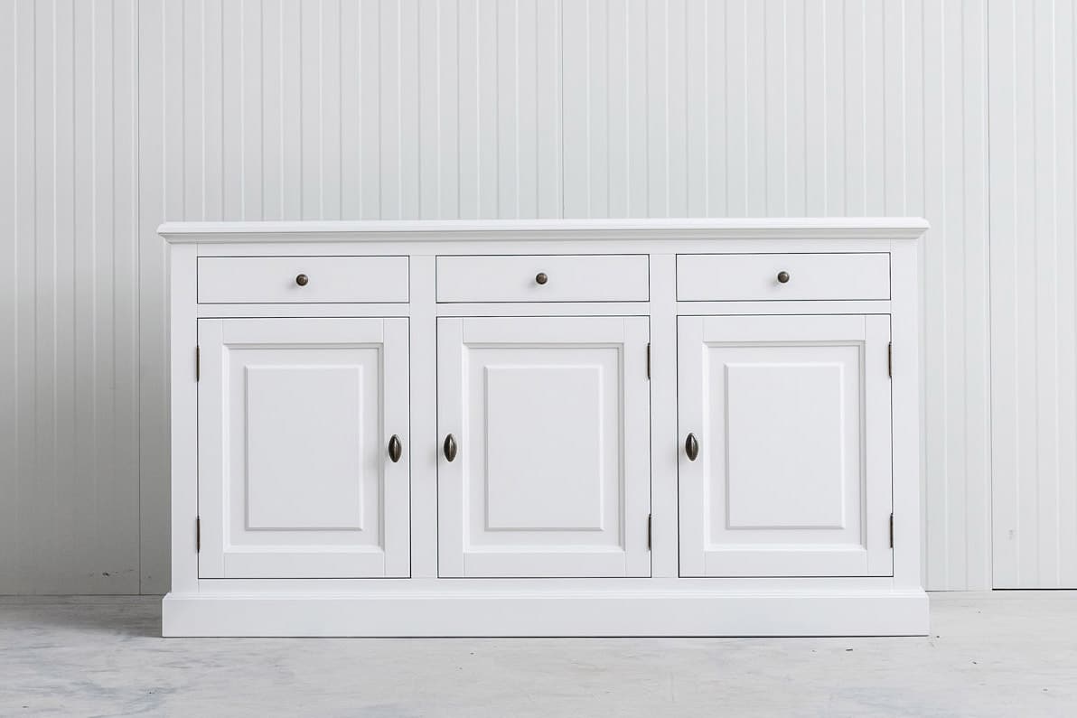 Premisse invoegen voormalig Landelijk dressoir Bo 3-deuren 3- laden wit